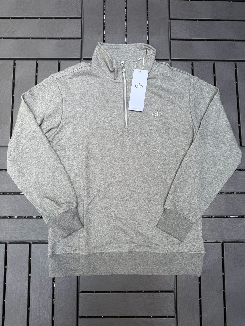 Alo Yoga NWT Women’s Medium Gray Quarter Zip Pullover Sweatshirt Mock Neck - Picture 2 of 7